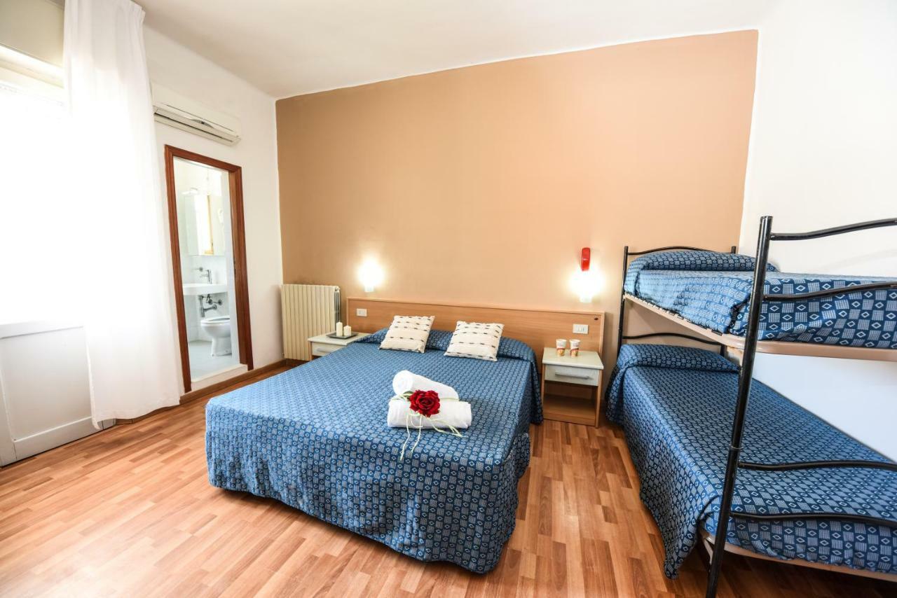 Hotel Miramare Marotta Eksteriør bilde